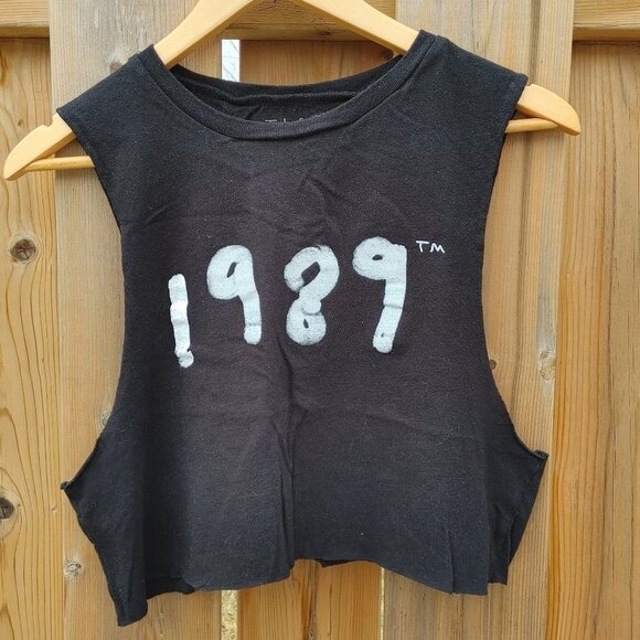 Taylor Swift Cut Off t-shirt Women's Size Small Official Merch - Picture 1 of 3